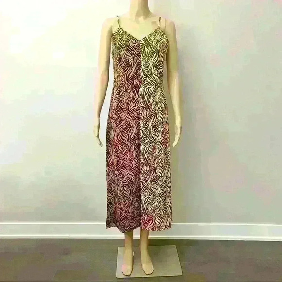 Two  tones Animal prints adjustable spaghetti straps V-neck cami midi-maxi dress - Picture 11 of 11